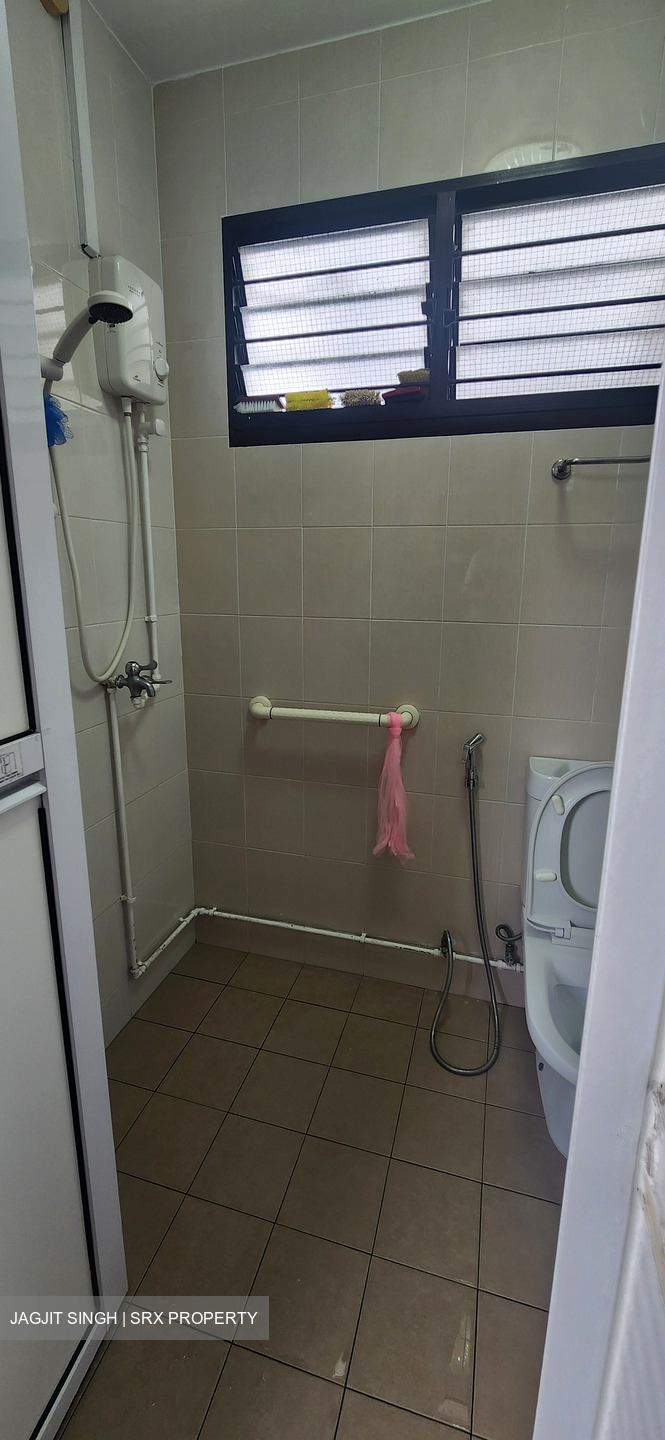 Serangoon Avenue 3 (Serangoon),  #445428171